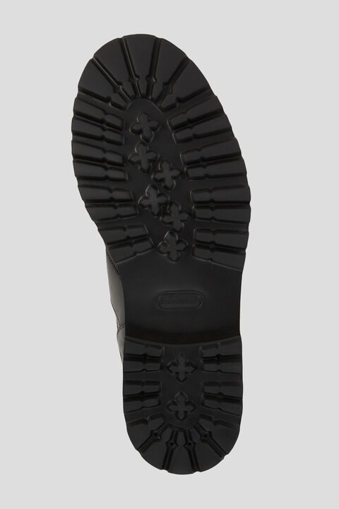 Courchevel Low boots in Black - 6