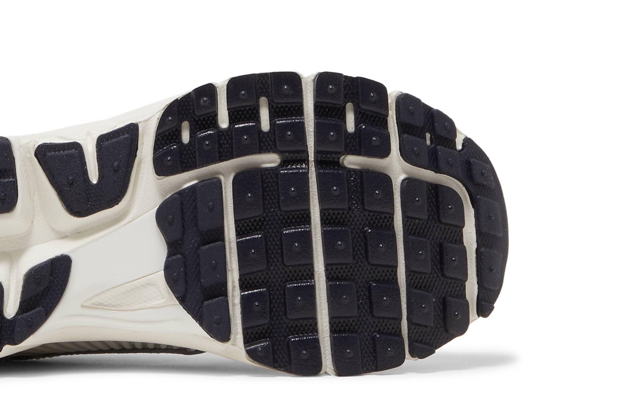 Wmns Air Zoom Vomero 5 'Photon Dust Metallic Silver' - 5