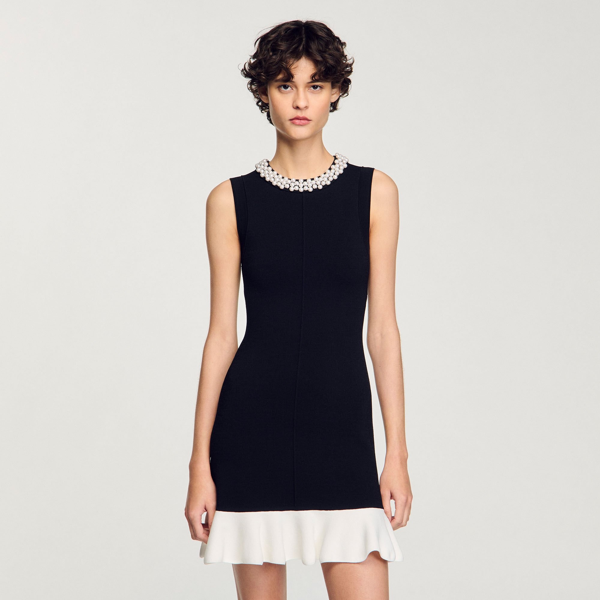 MINI KNIT DRESS WITH BEADED NECK - 4