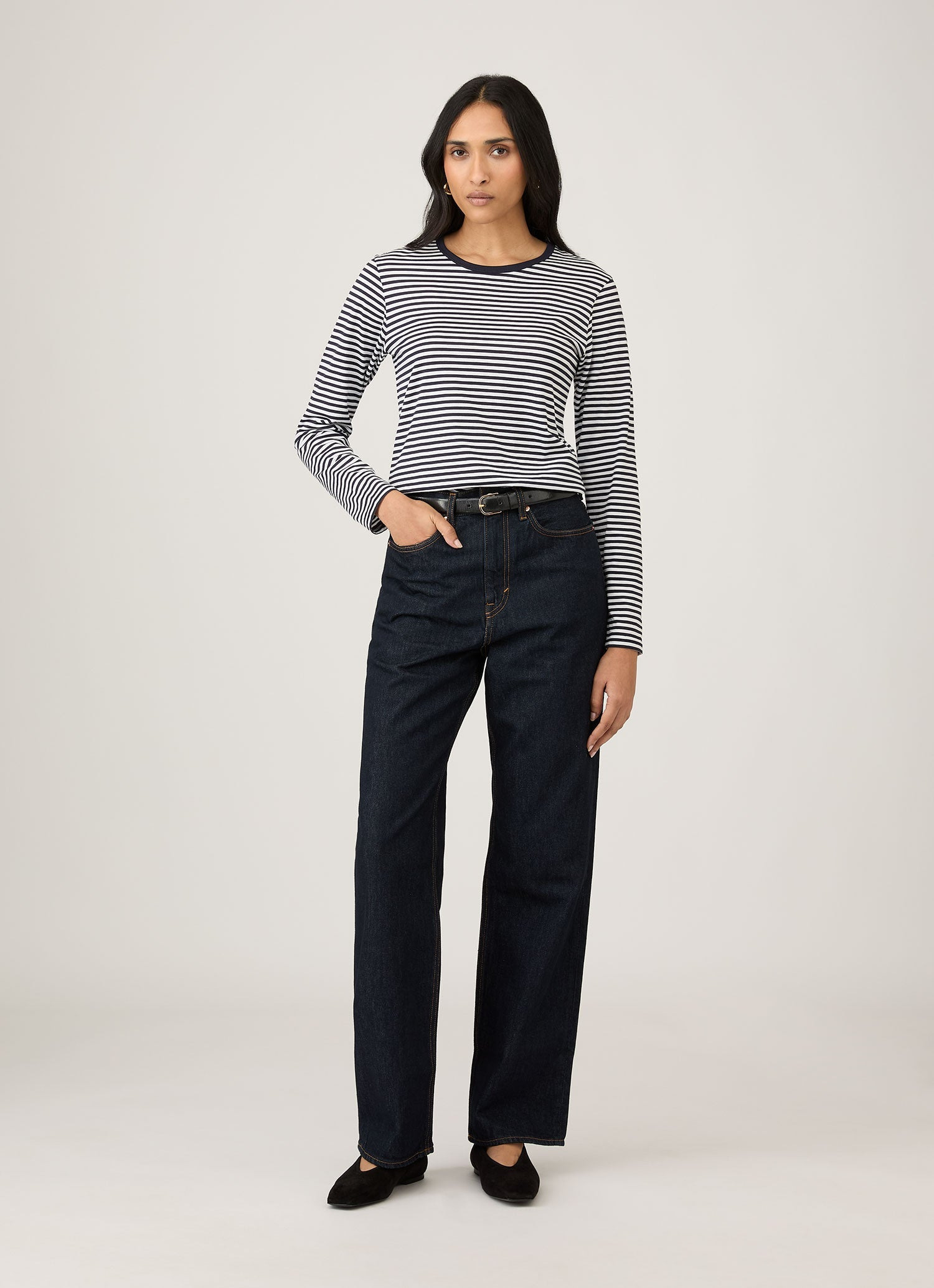 Long Sleeve Crew Neck T‑shirt - 2