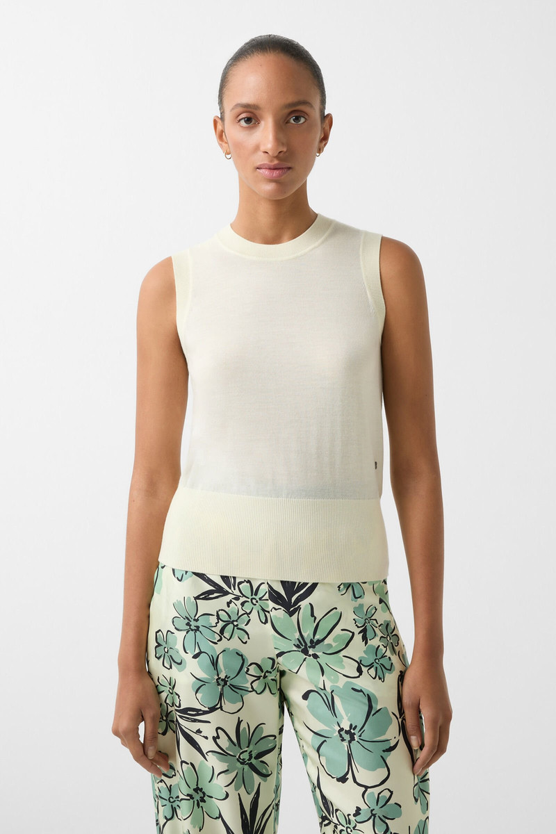 Knitted top Isola in Vanilla 2