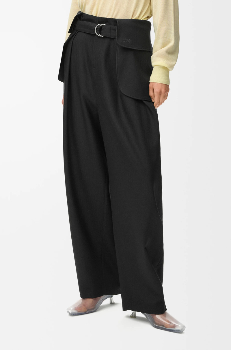 Cargo trousers in wool 3
