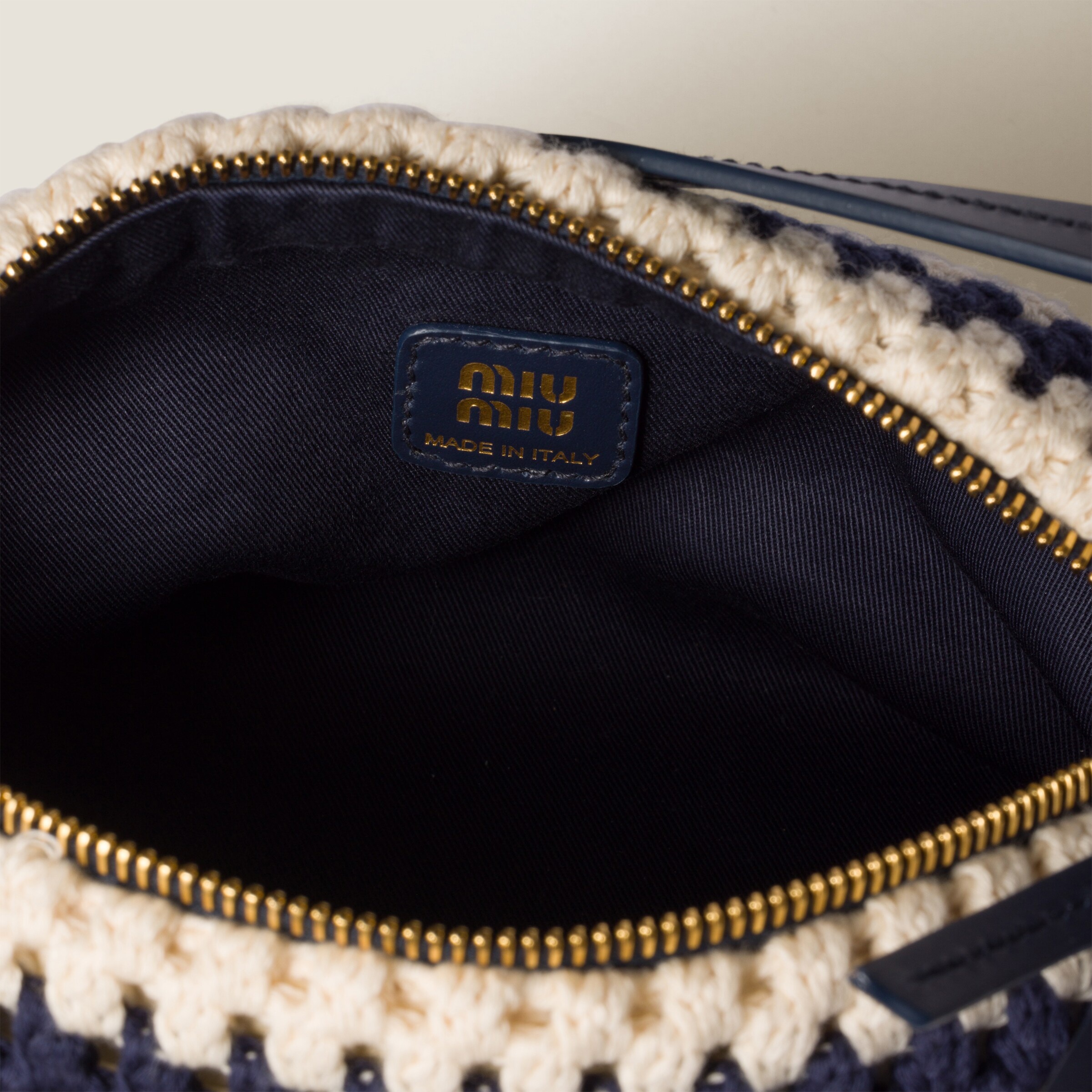 Crochet pouch - 4