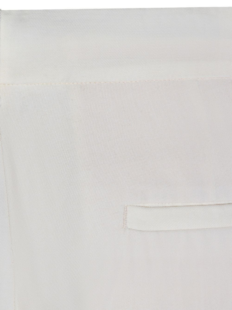 pleated knee-length shorts 4