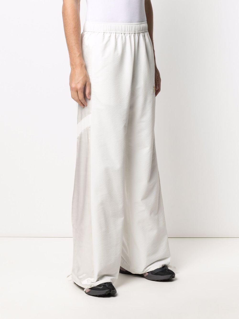 patch-detail wide-leg trousers - 3