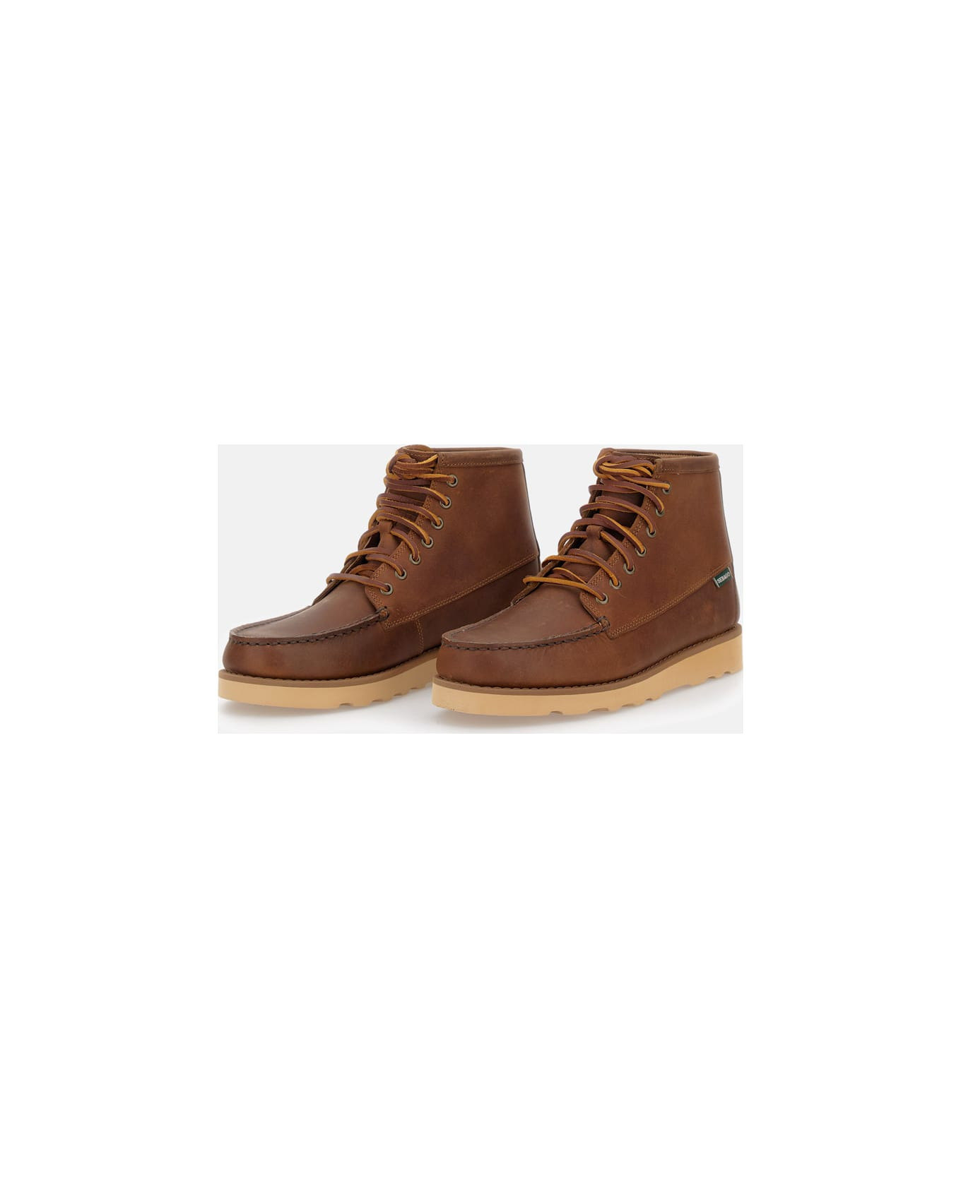 Tala Mid Crazy Horsemodel: Mid-heel Traditional Moc-toe Boot, Outdoor-inspired Upper Material: Thick - 2