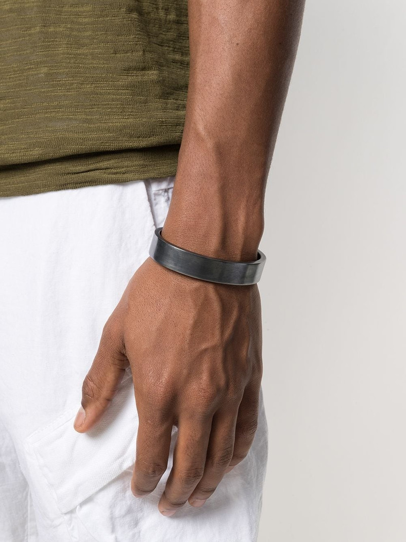 Parts of Four Ultra Reduction bracelet outlook