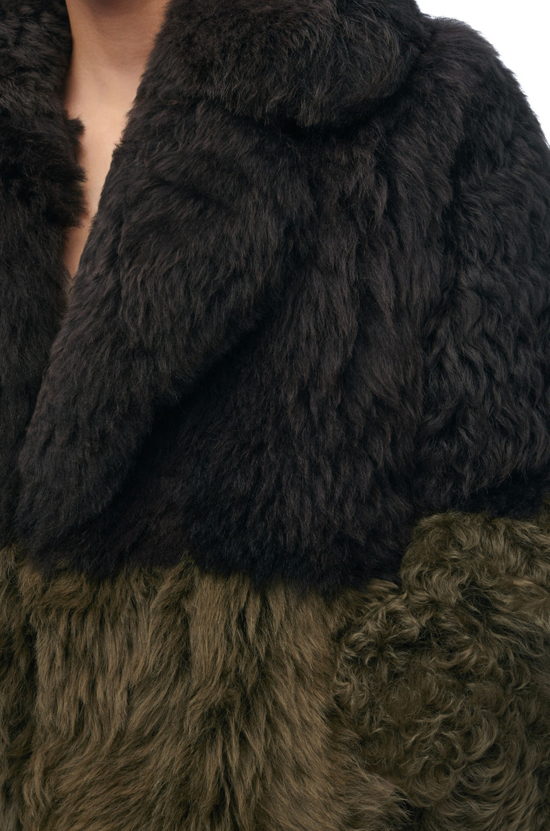 Coat in shearling 4
