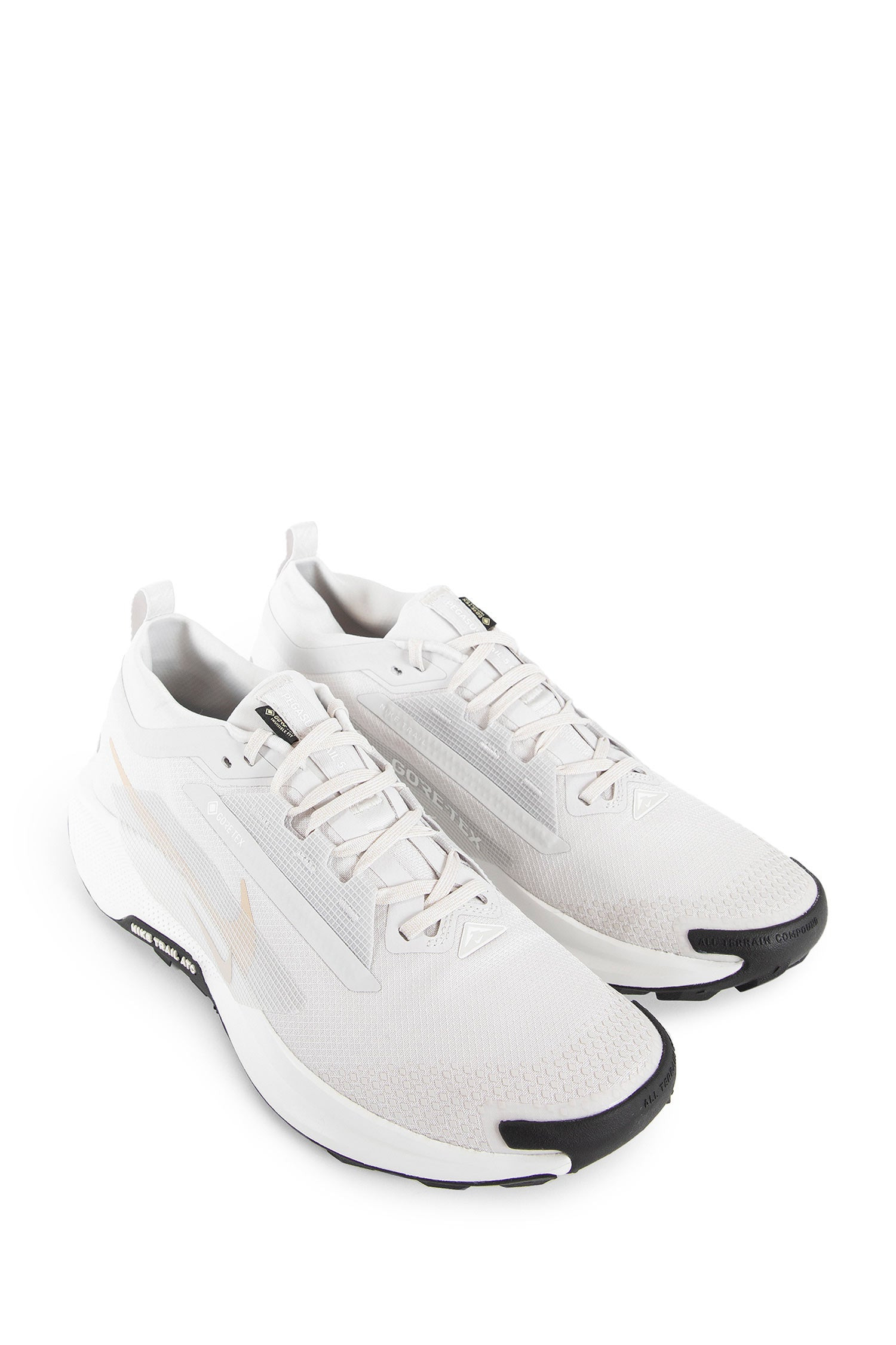 Pegasus-Trail-5-Gore-Tex-Sneakers - 8