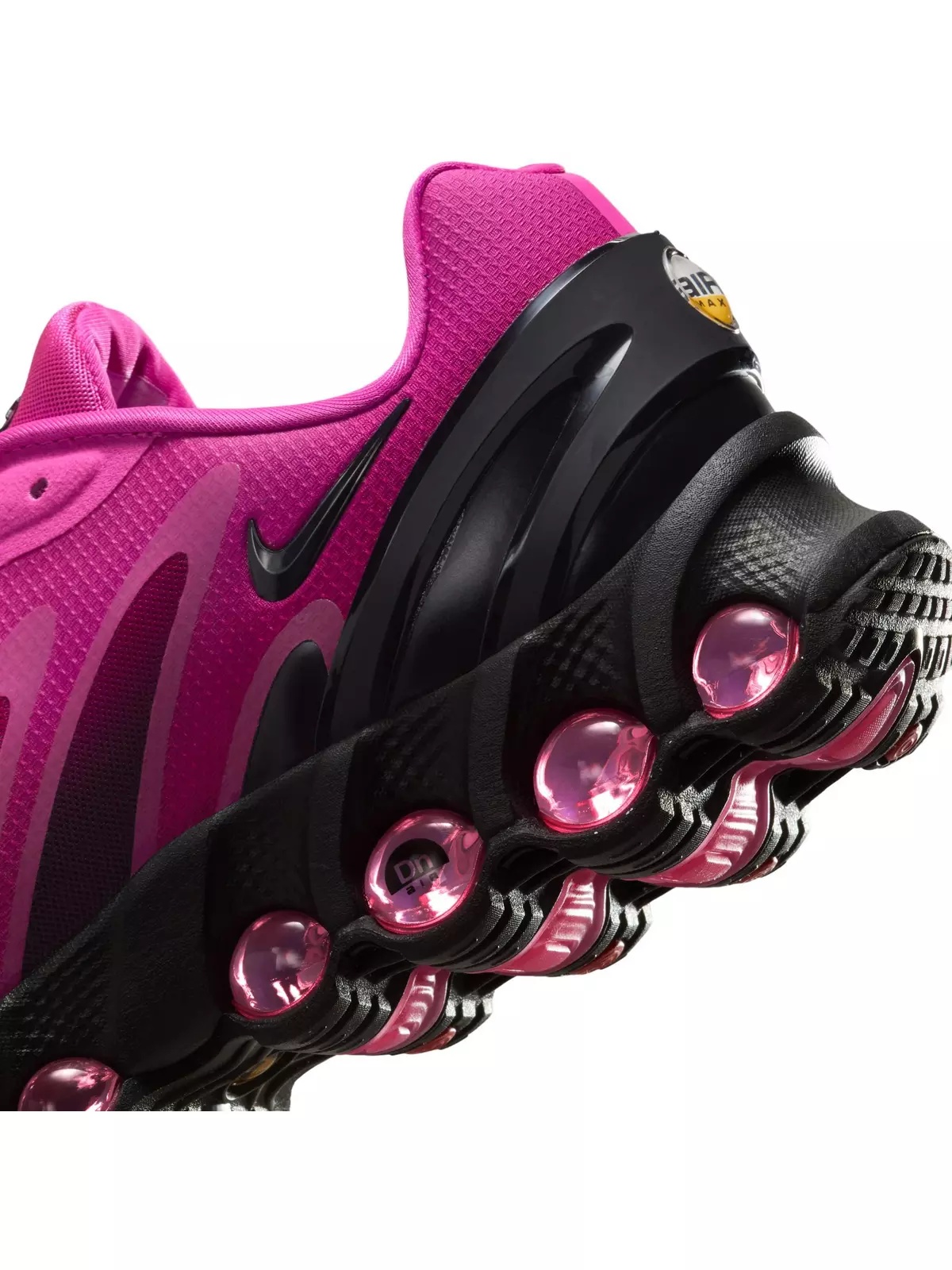 Air Max Dn8 "Laser Fuchsia" Women's Shoe - 6