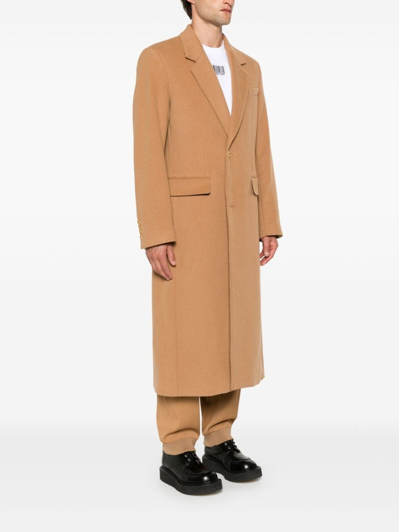 single-breasted coat 3