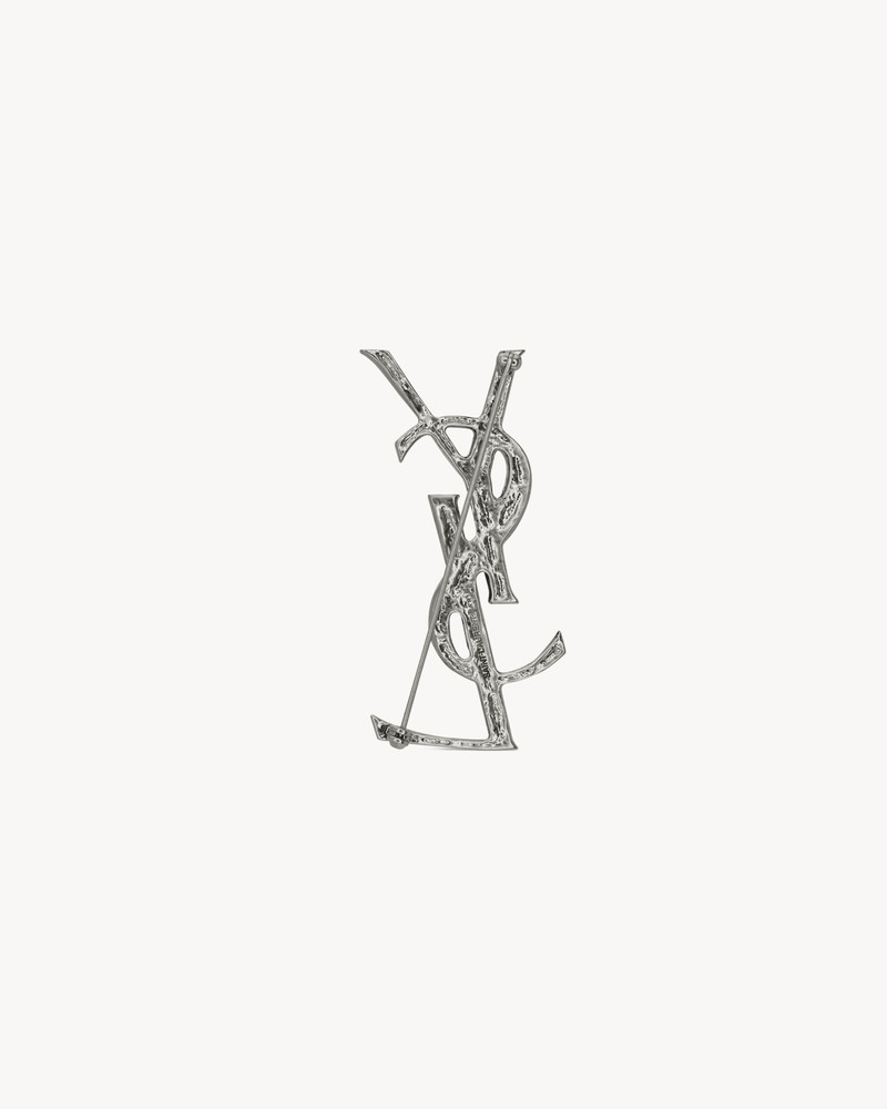 SAINT LAURENT CASSANDRE CROCODILE BROOCH IN METAL outlook