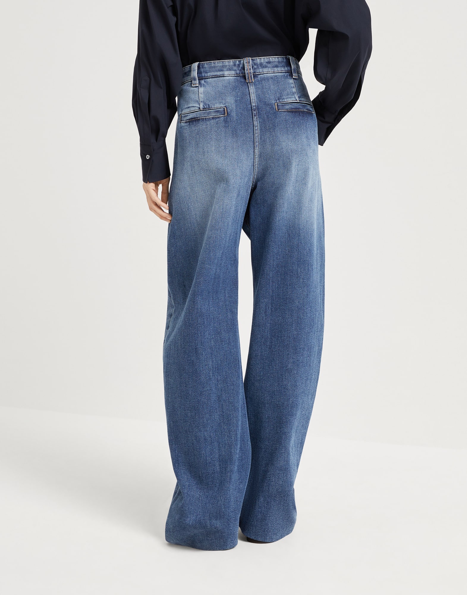 Comfort cotton denim loose curved trousers with monili - 2