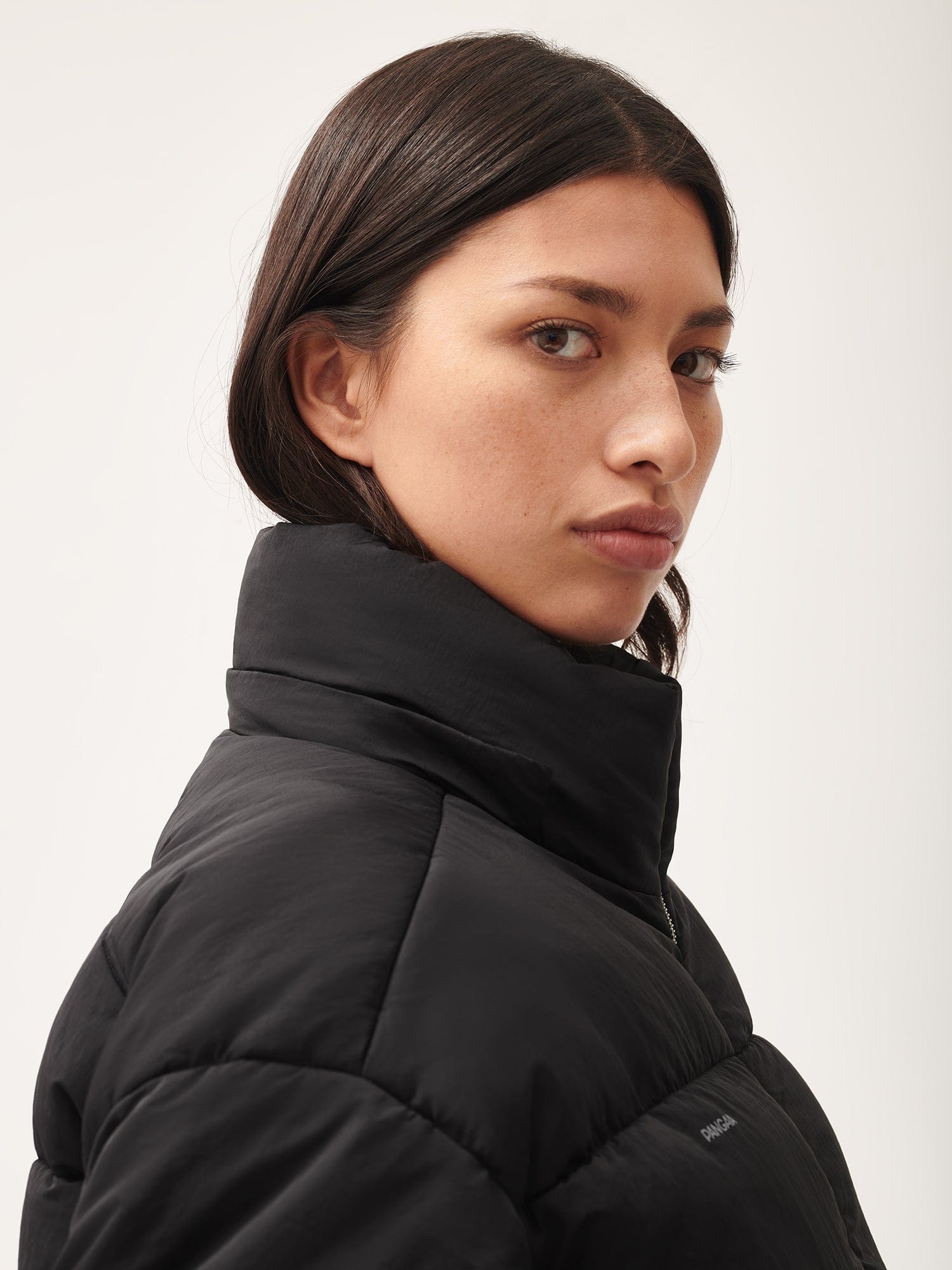 Women’s Flower-Warmth Recycled Nylon Cropped Puffer - Black - 5