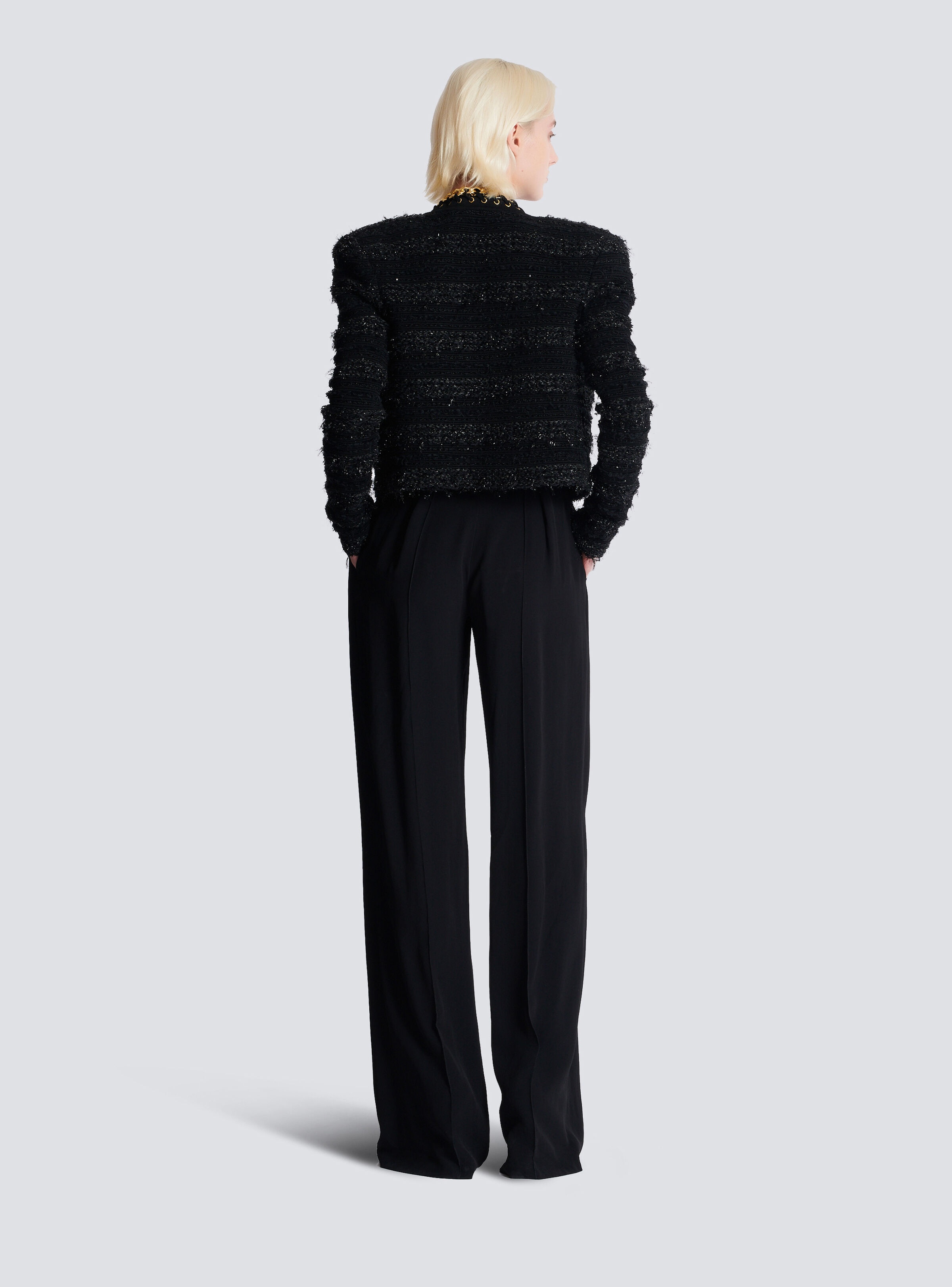 Edge-to-edge knit jacket with chain - 4