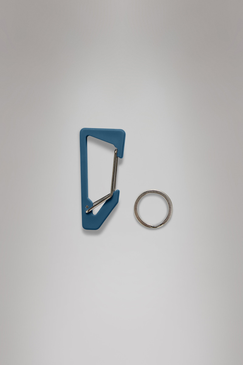Rains Carabiner 1