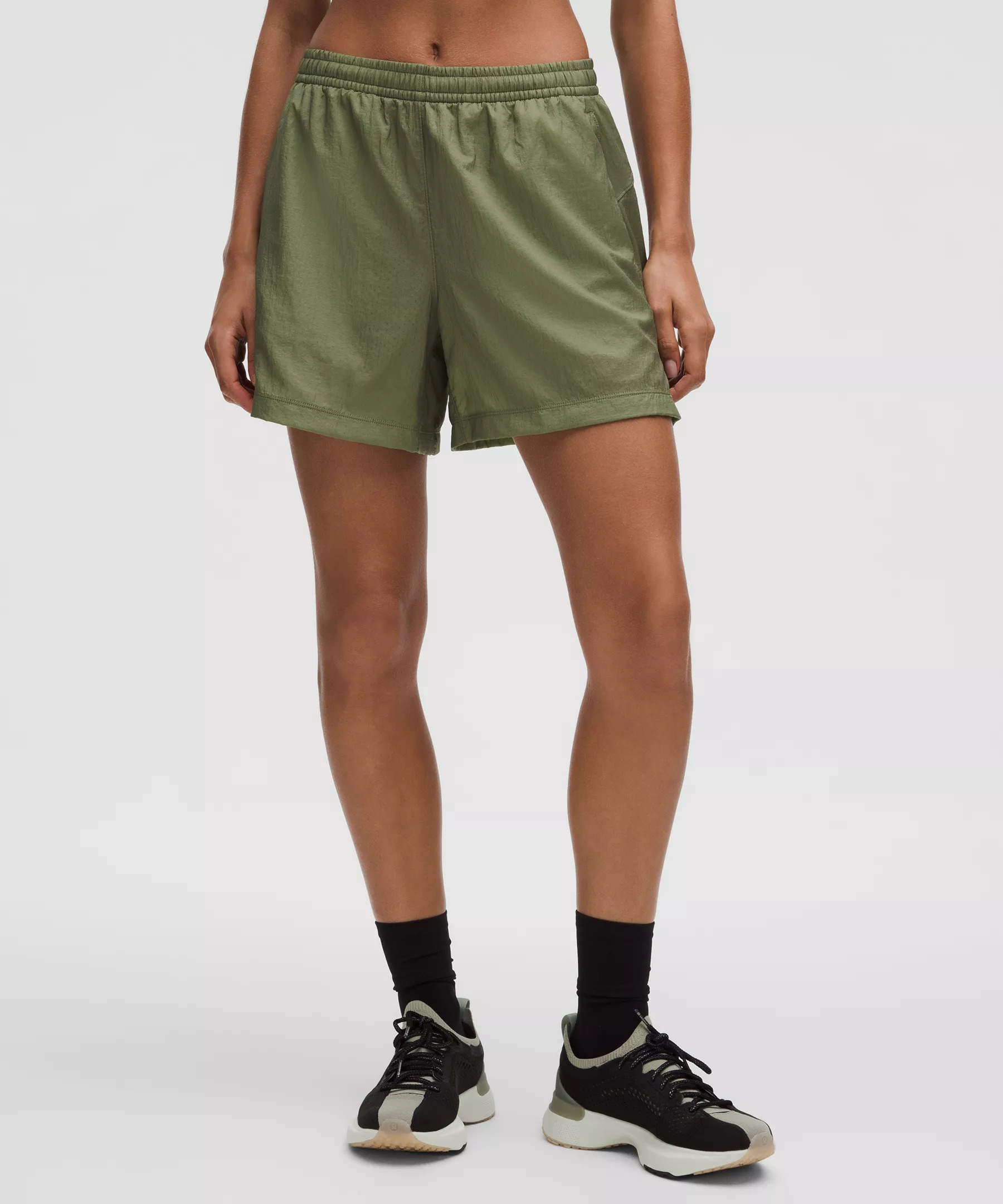 Lightweight Mid-Rise Active Short 5" - 2