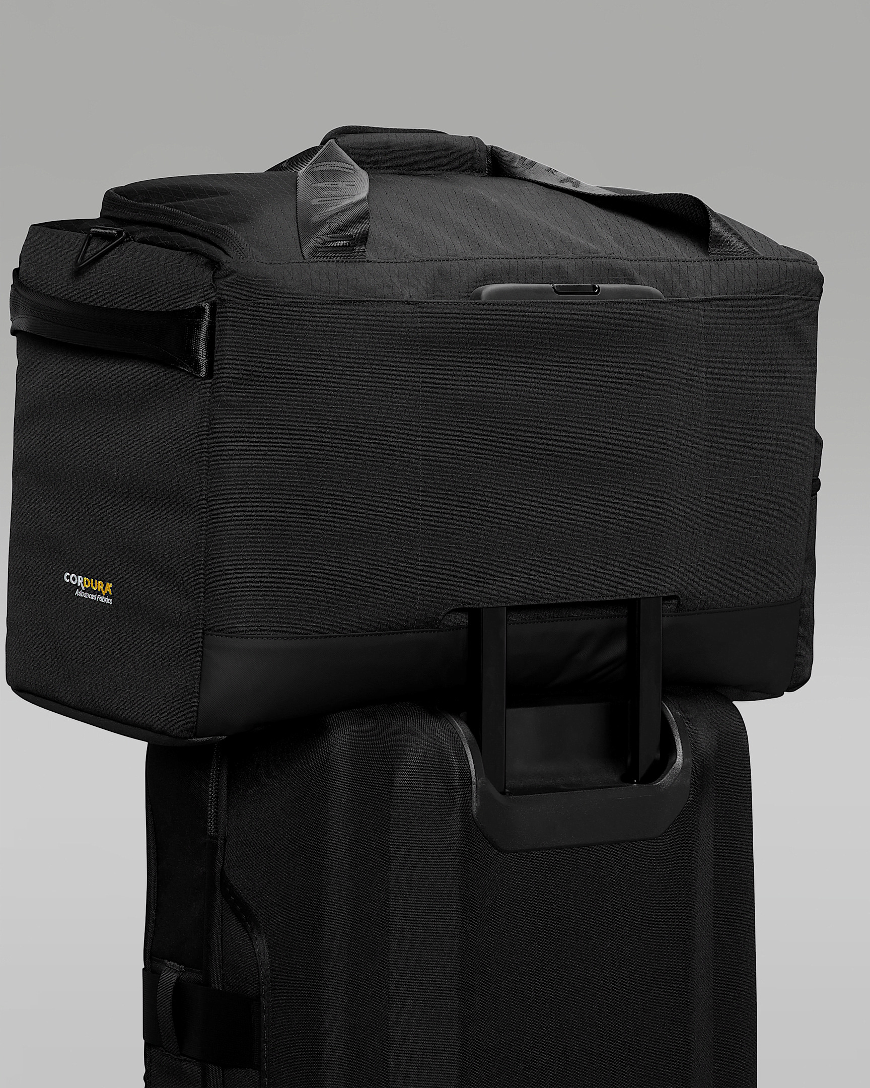 Jordan Collectors Duffel (44L) - 10