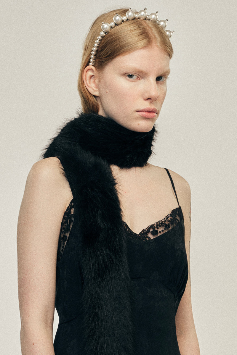 Simone Rocha Slim Faux Fur Scarf outlook