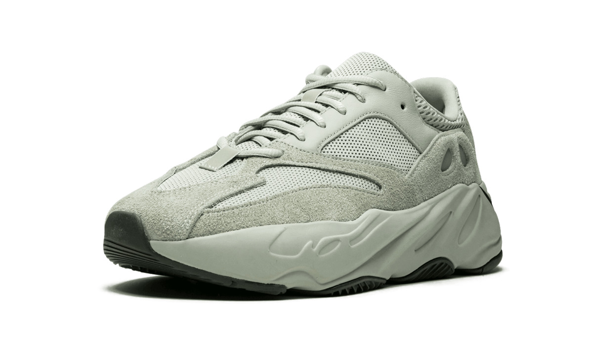 Yeezy Boost 700 - 4