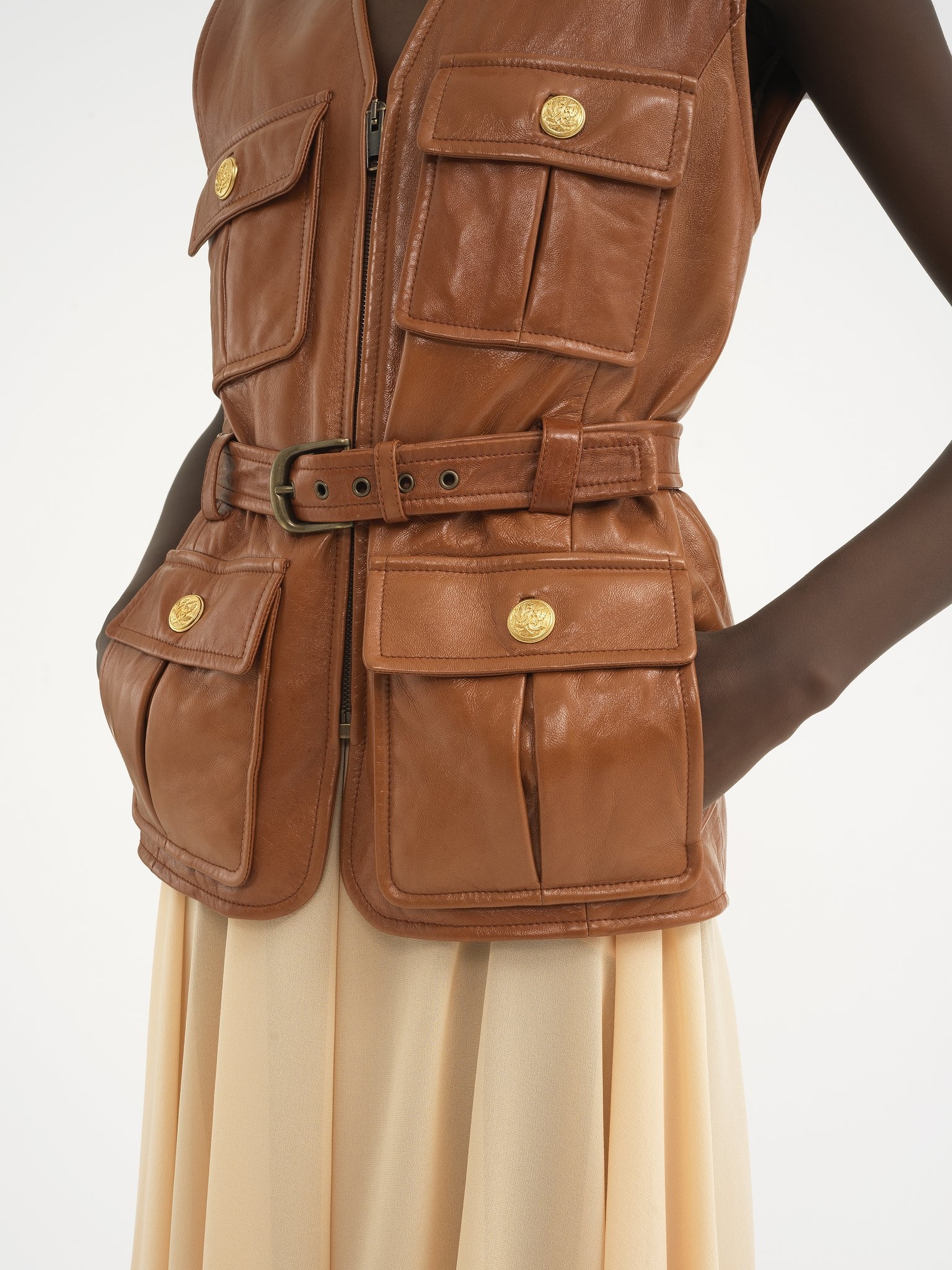 UTILITARIAN VEST IN SOFT LEATHER - 6