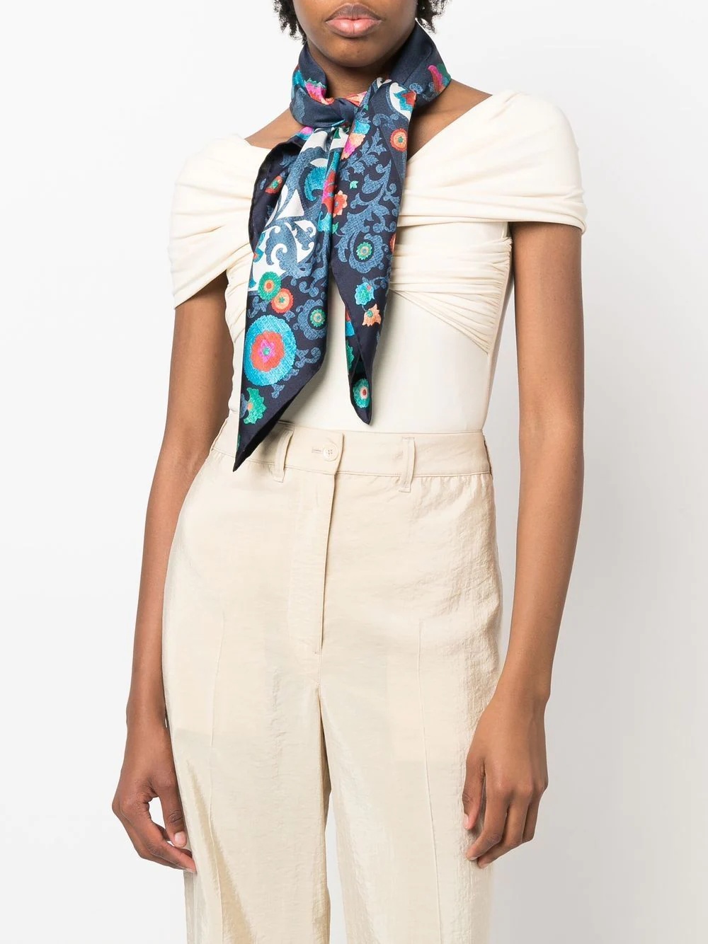 Uzbekistan floral-print silk scarf - 2