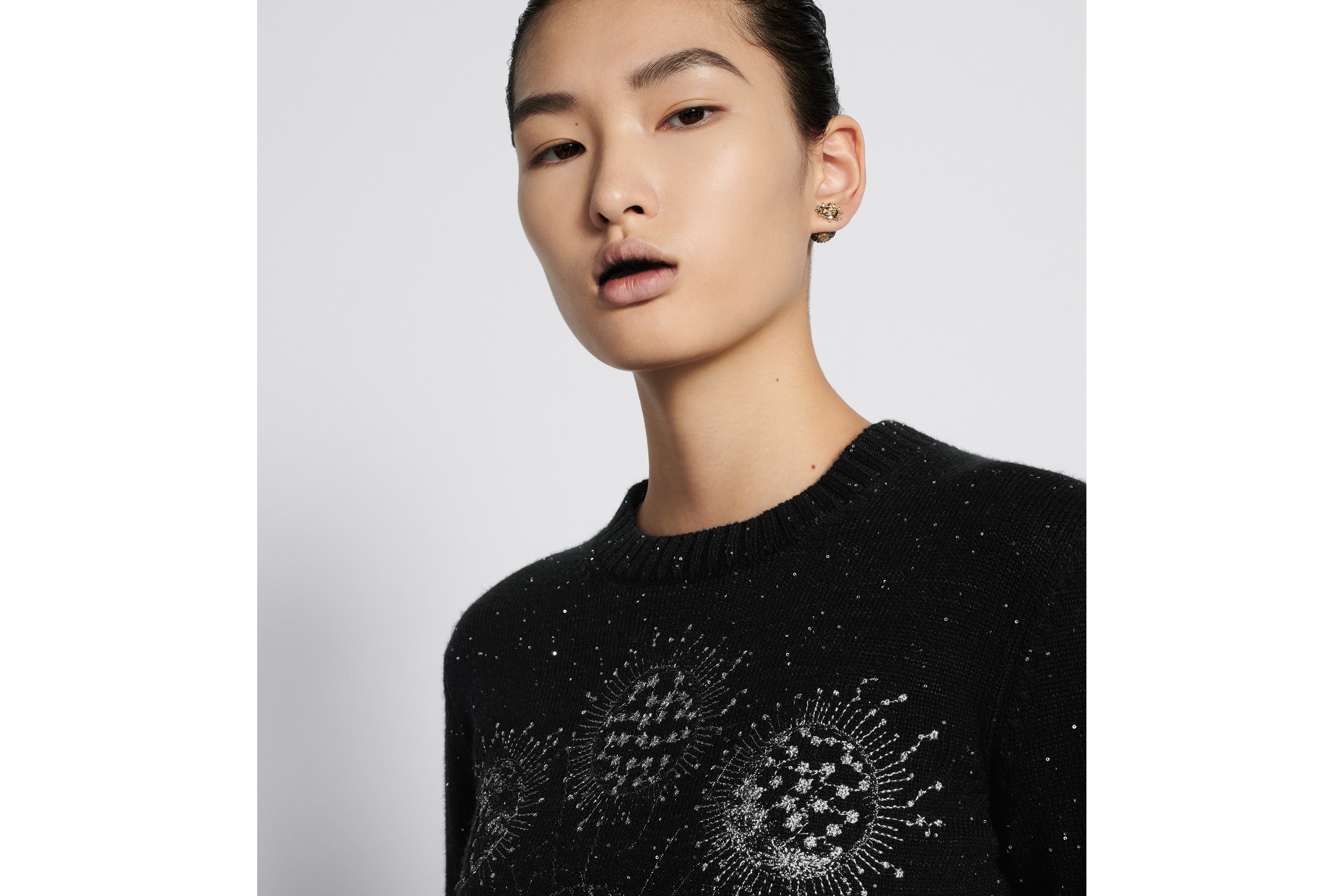 Embroidered Sweater - 4