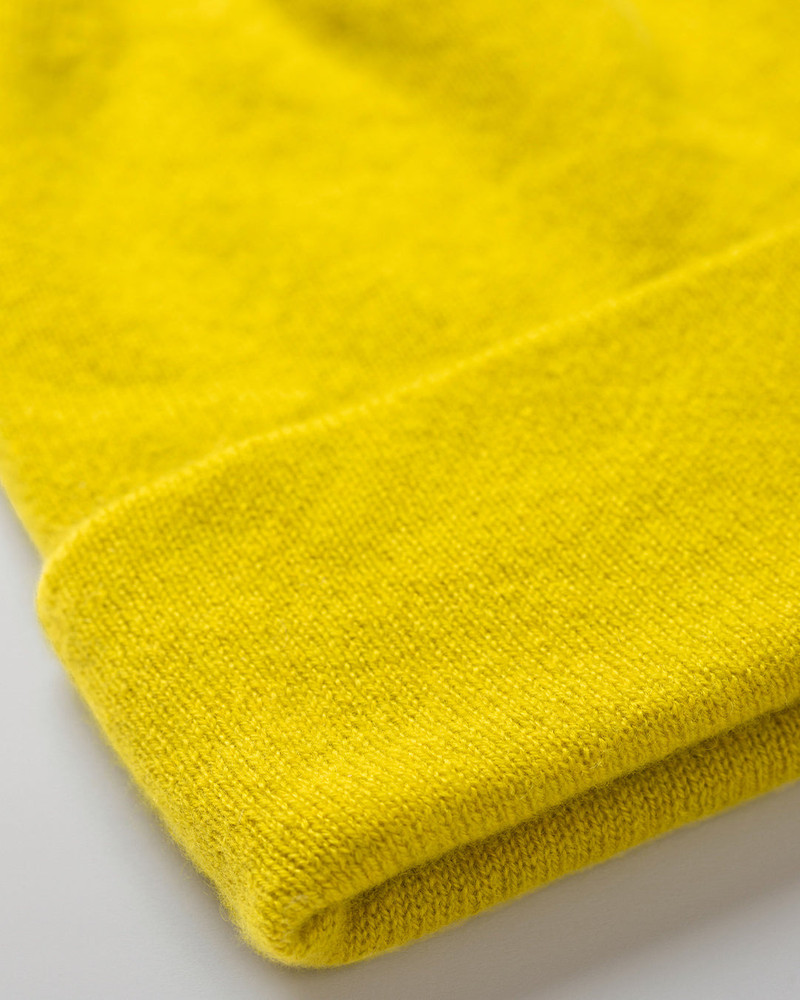Johnstons of Elgin Braemar Yellow Cashmere Beanie outlook