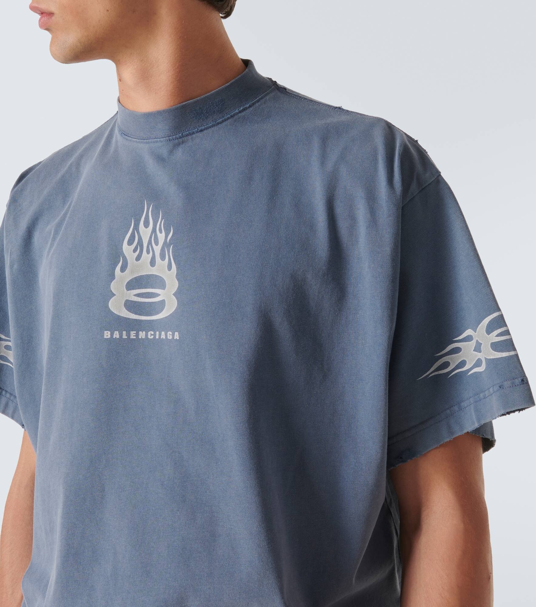 大人気 BALENCIAGA BURNING UNITY THIN JERSEY 796917TQVW61134 Burning Unity cotton jersey T-shirt in blue - Balenciaga