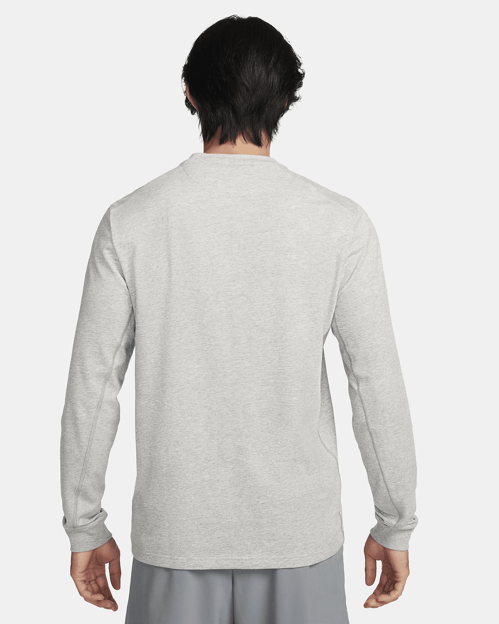 Nike Primary Men's Dri-FIT Long-Sleeve Versatile Top - 2