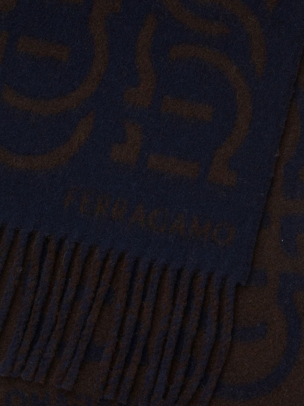 Gancini-print wool-blend scarf - 2