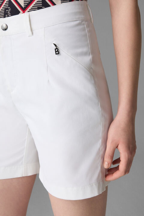Lora Functional shorts in White - 5