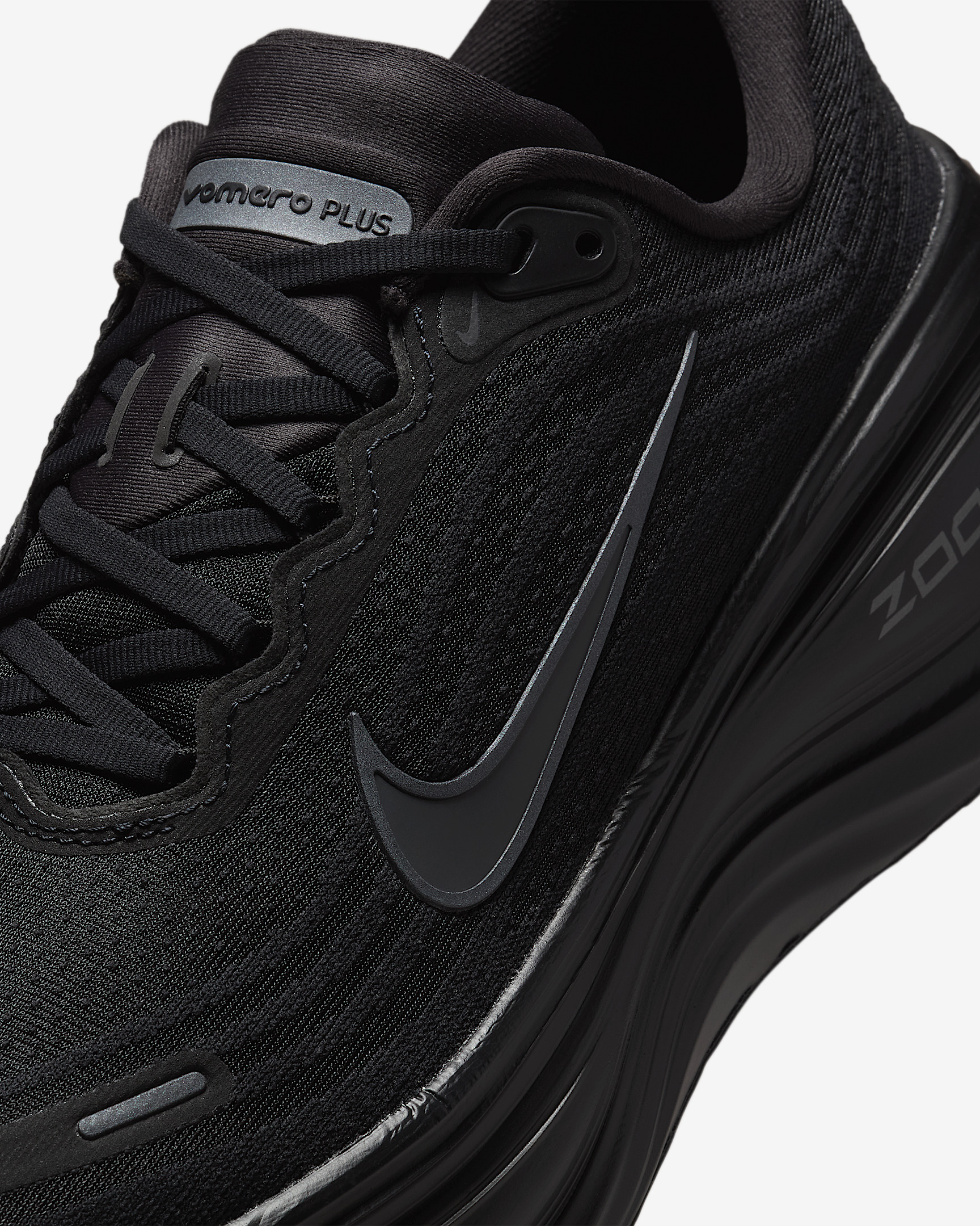 Nike Vomero Plus Men's Road Running Shoes - 7