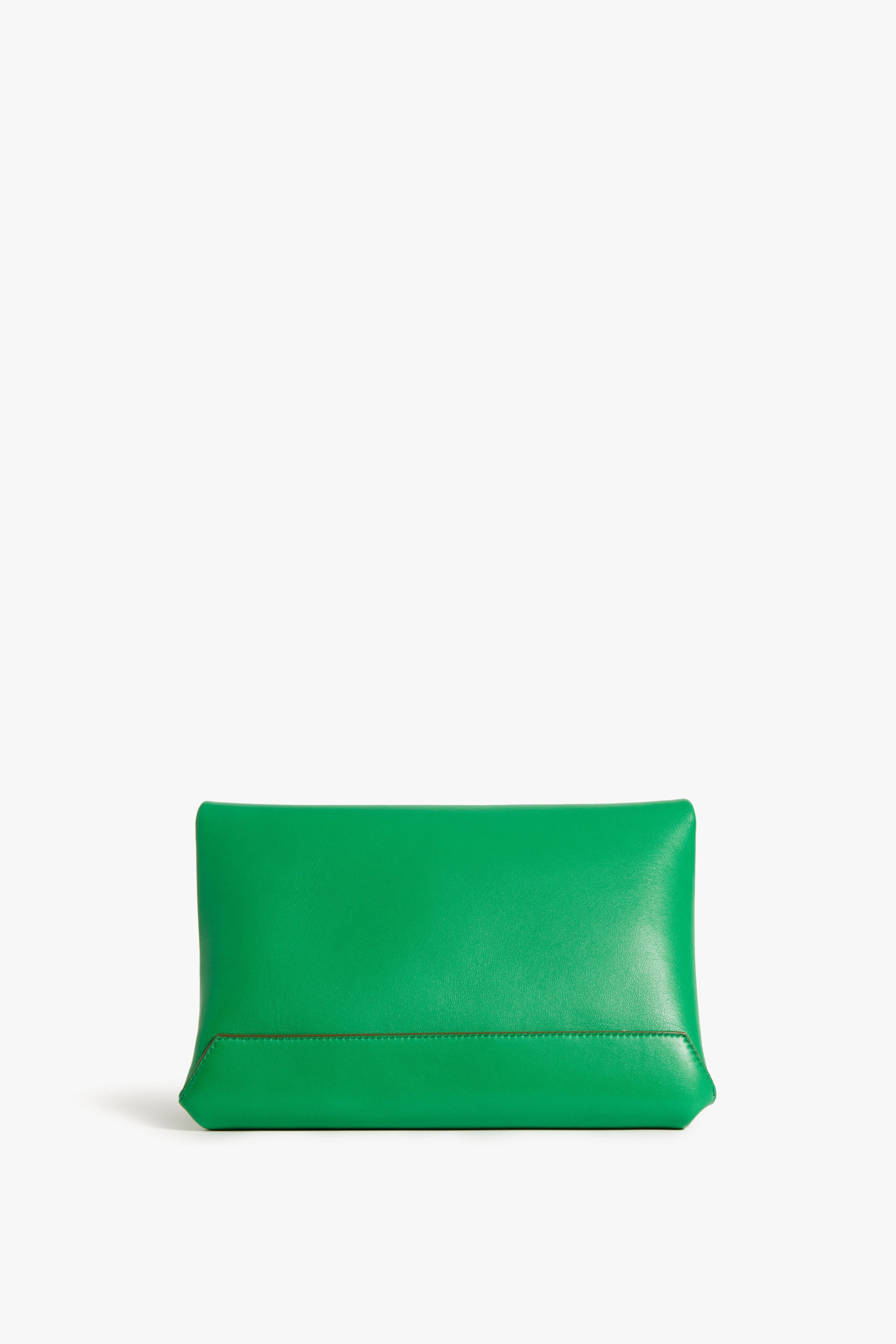 Chain Pouch In Green Leather - 4
