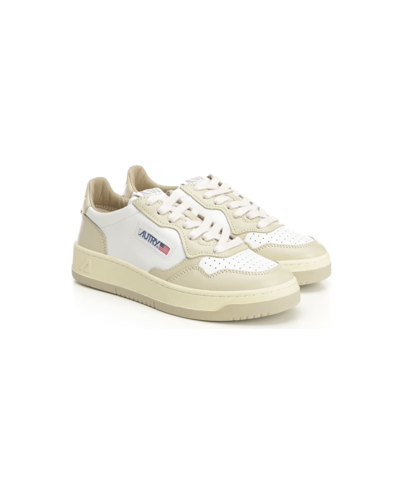 'medalist Low' Sneaker - 2