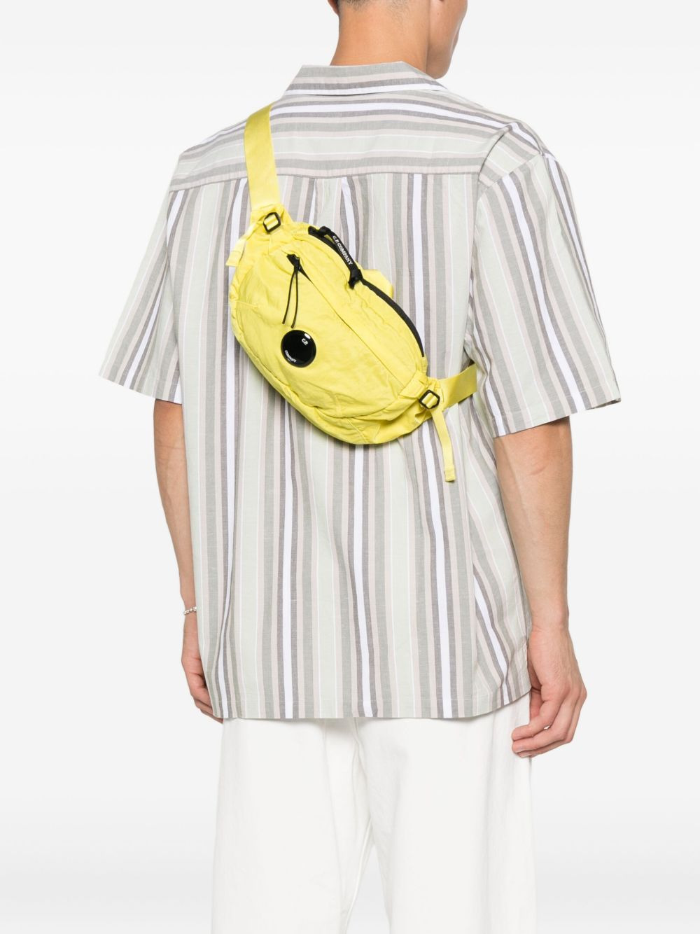 Lens-detail belt bag - 2