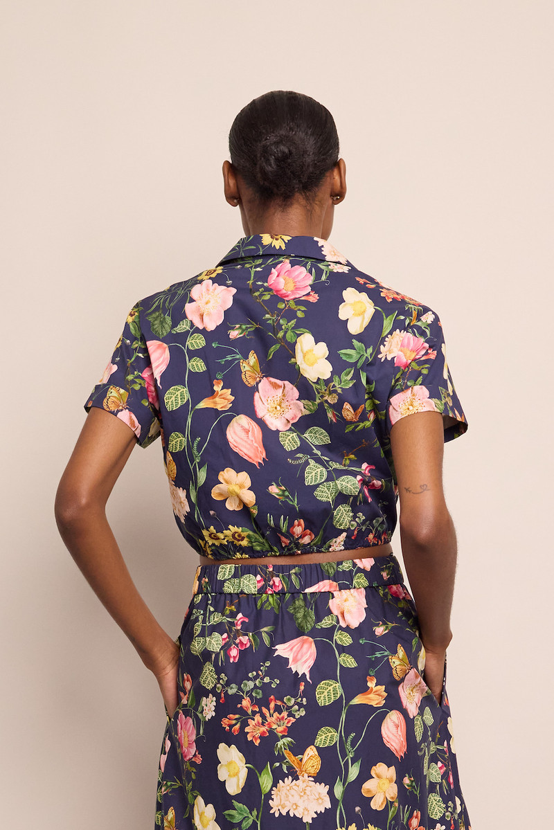 Asbury Top A Classic Silhouette Adorned With A Floral Print 3