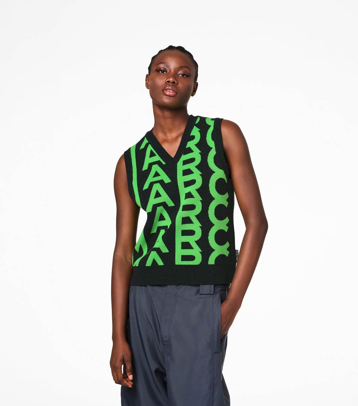 THE MONOGRAM KNIT VEST - 3