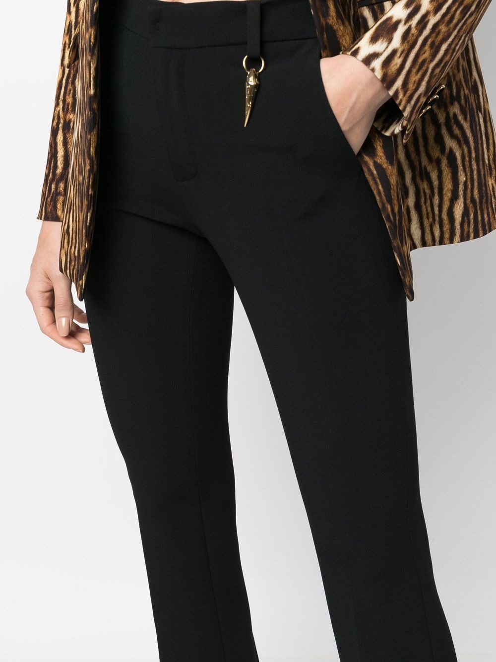 keyring-detail slim-cut trousers - 5