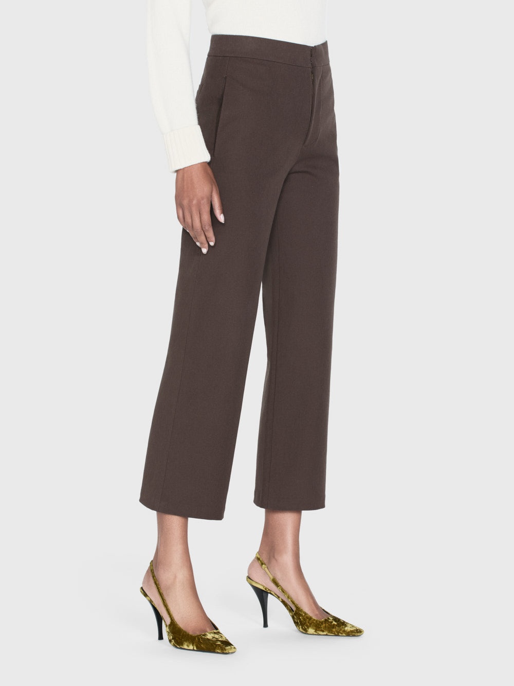 Le Jane Crop Trouser in Chocolate Brown - 5