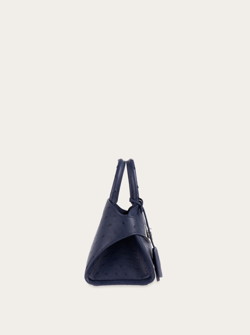 Hug handbag (XS) 3