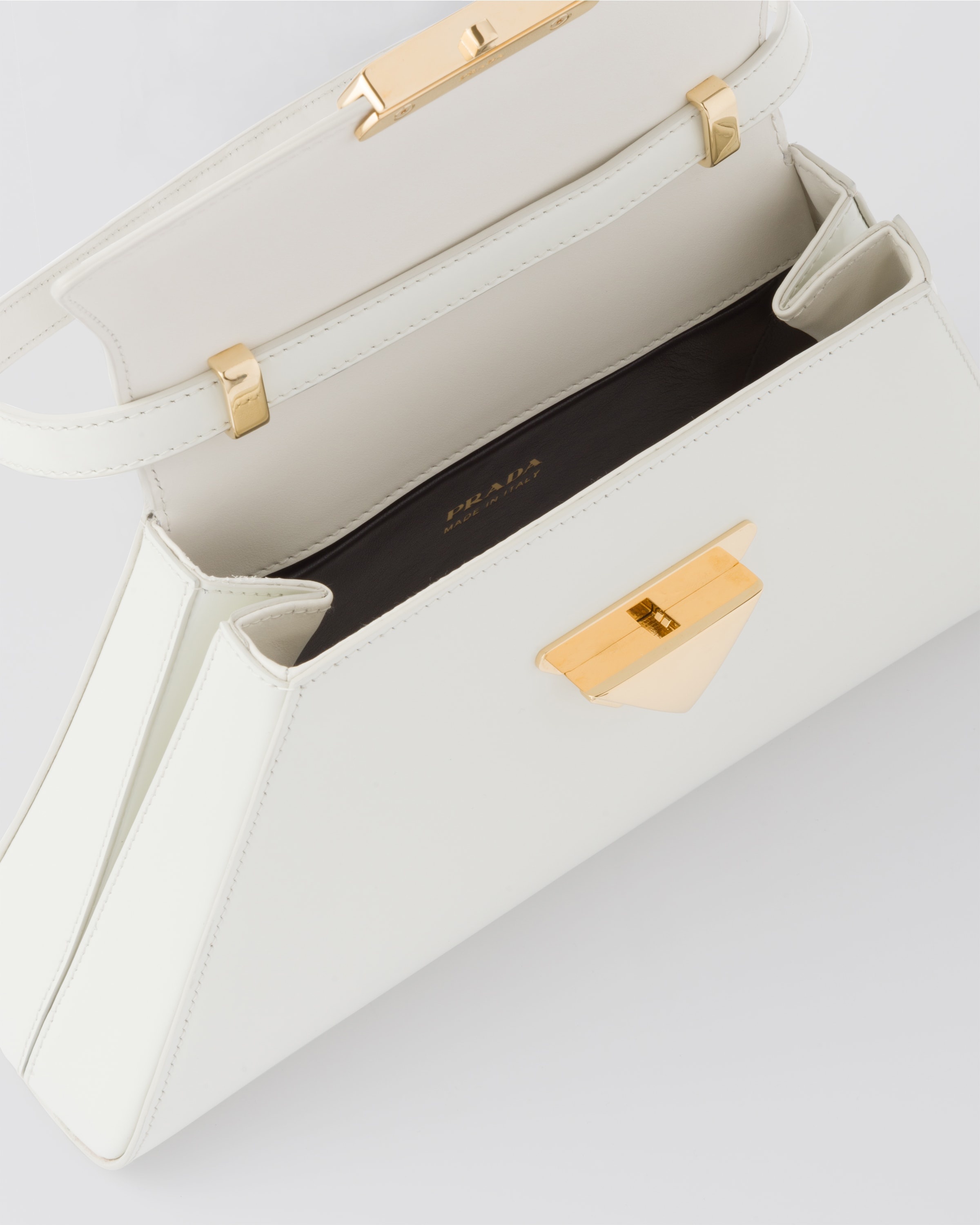 Medium brushed leather handbag - 5