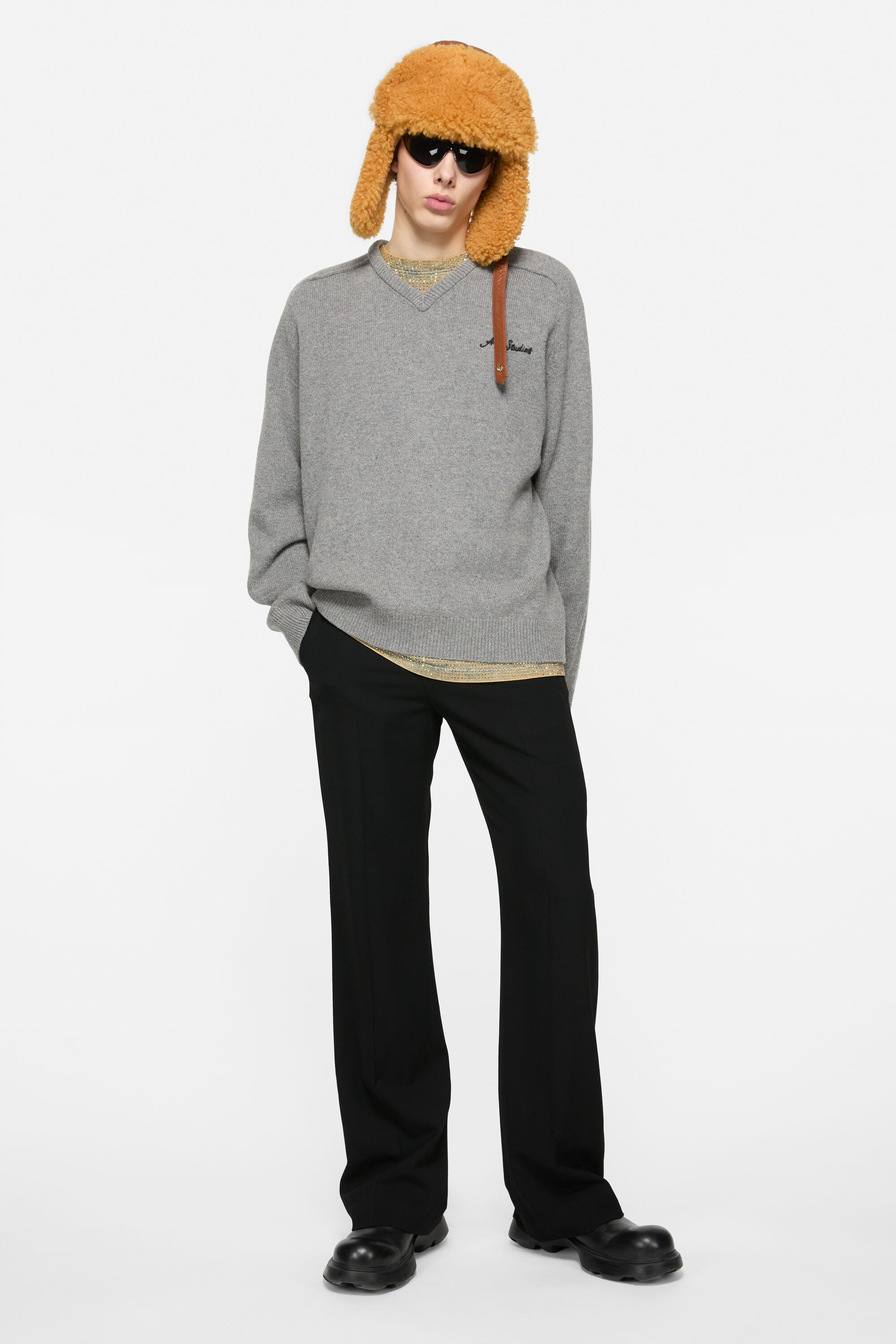 Wool v-neck sweater - Dark Grey Melange - 2