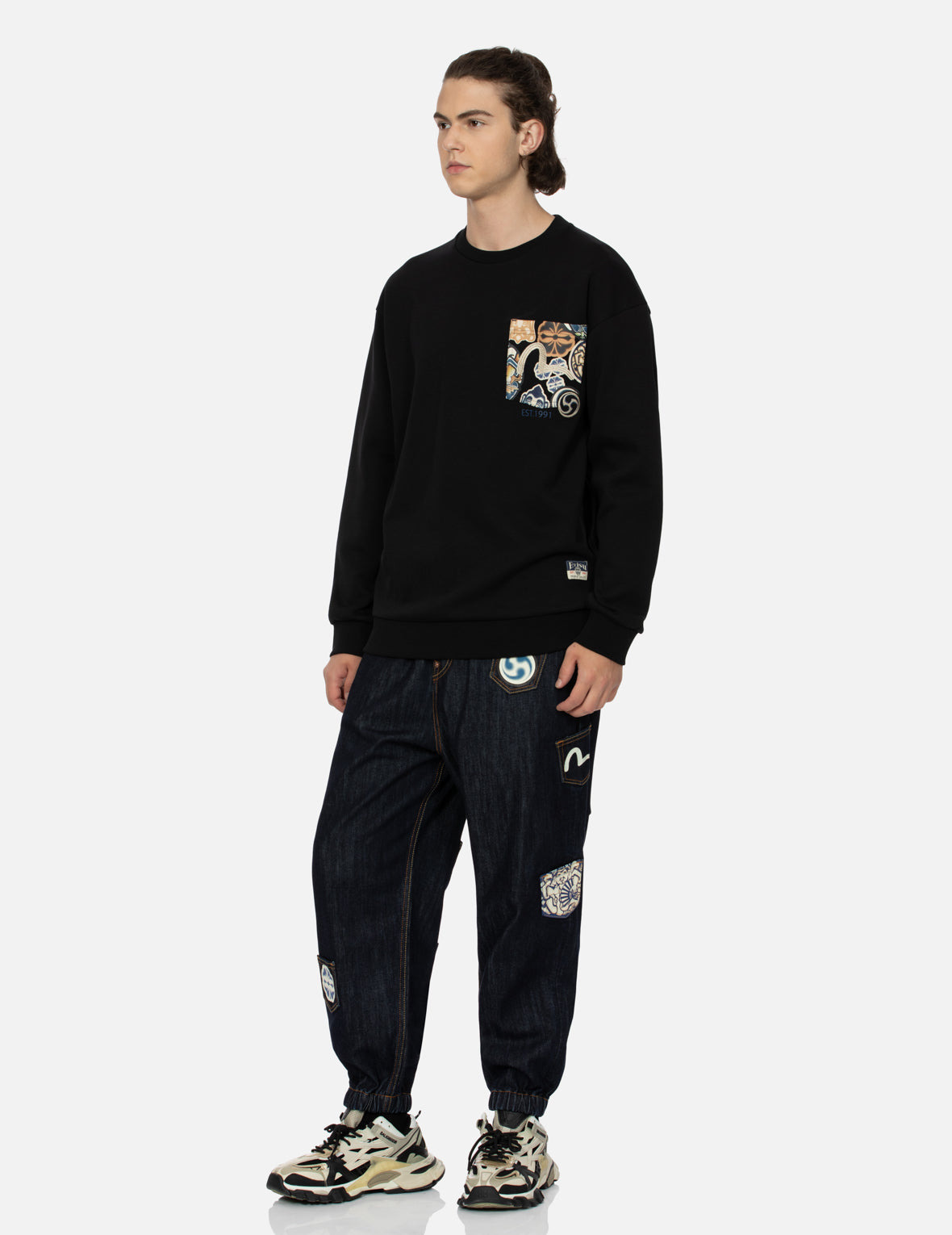 SEAGULL EMBROIDERY WITH KAMON PRINT POCKET RELAX FIT SWEATSHIRT - 3