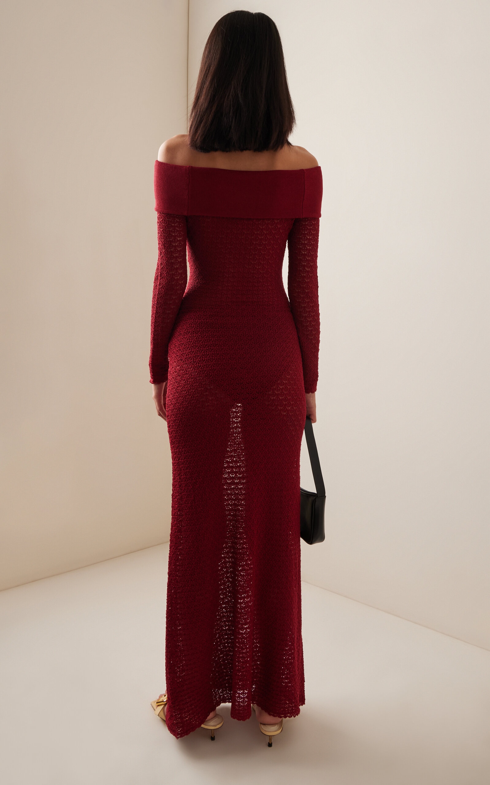 Exclusive Romy Knit Off-The-Shoulder Maxi Dress red - 4