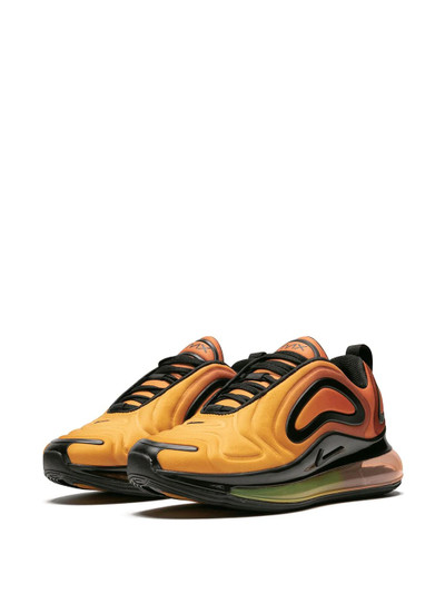 Nike Air Max 720 sneakers outlook