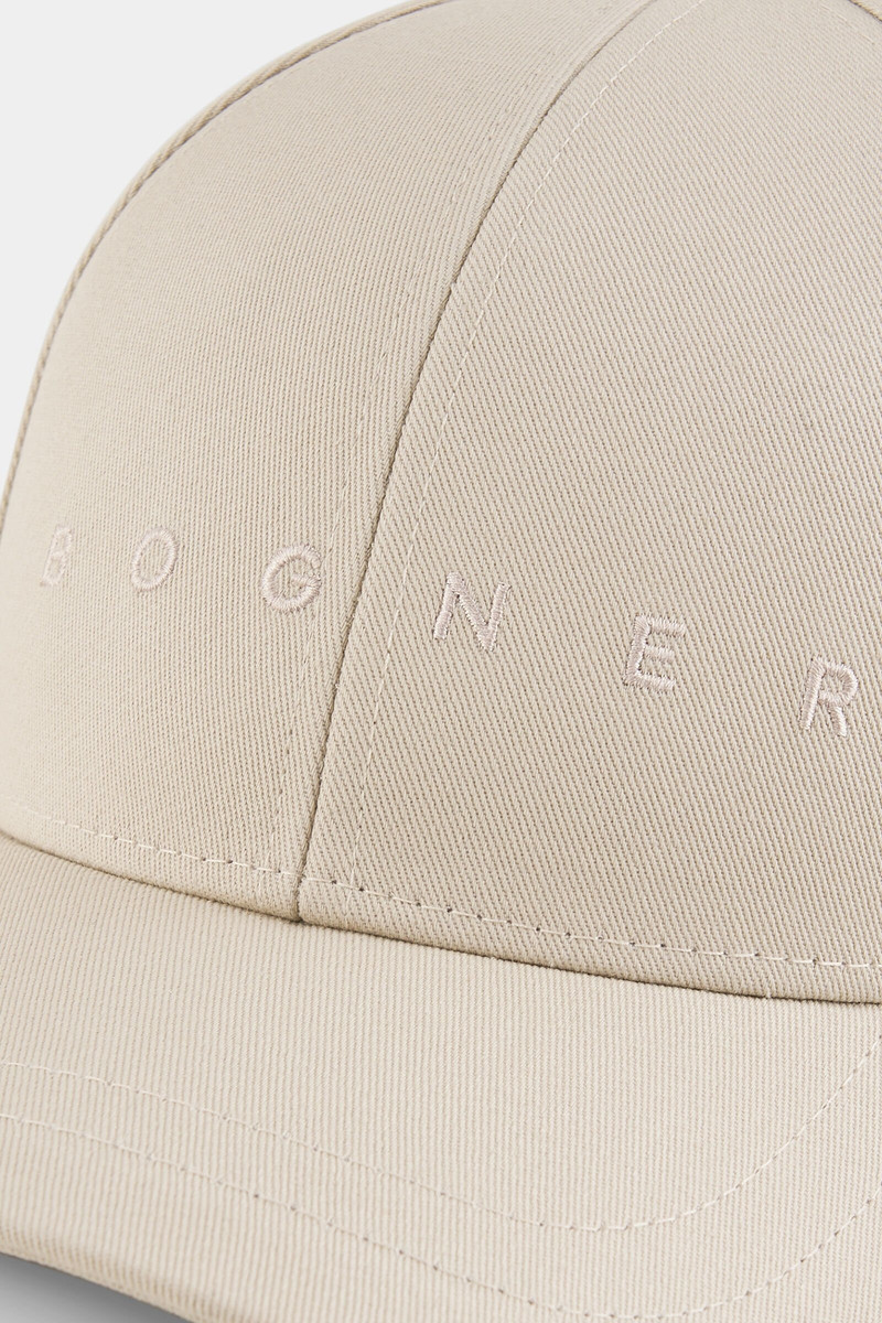 Mats Cap in Sand 3