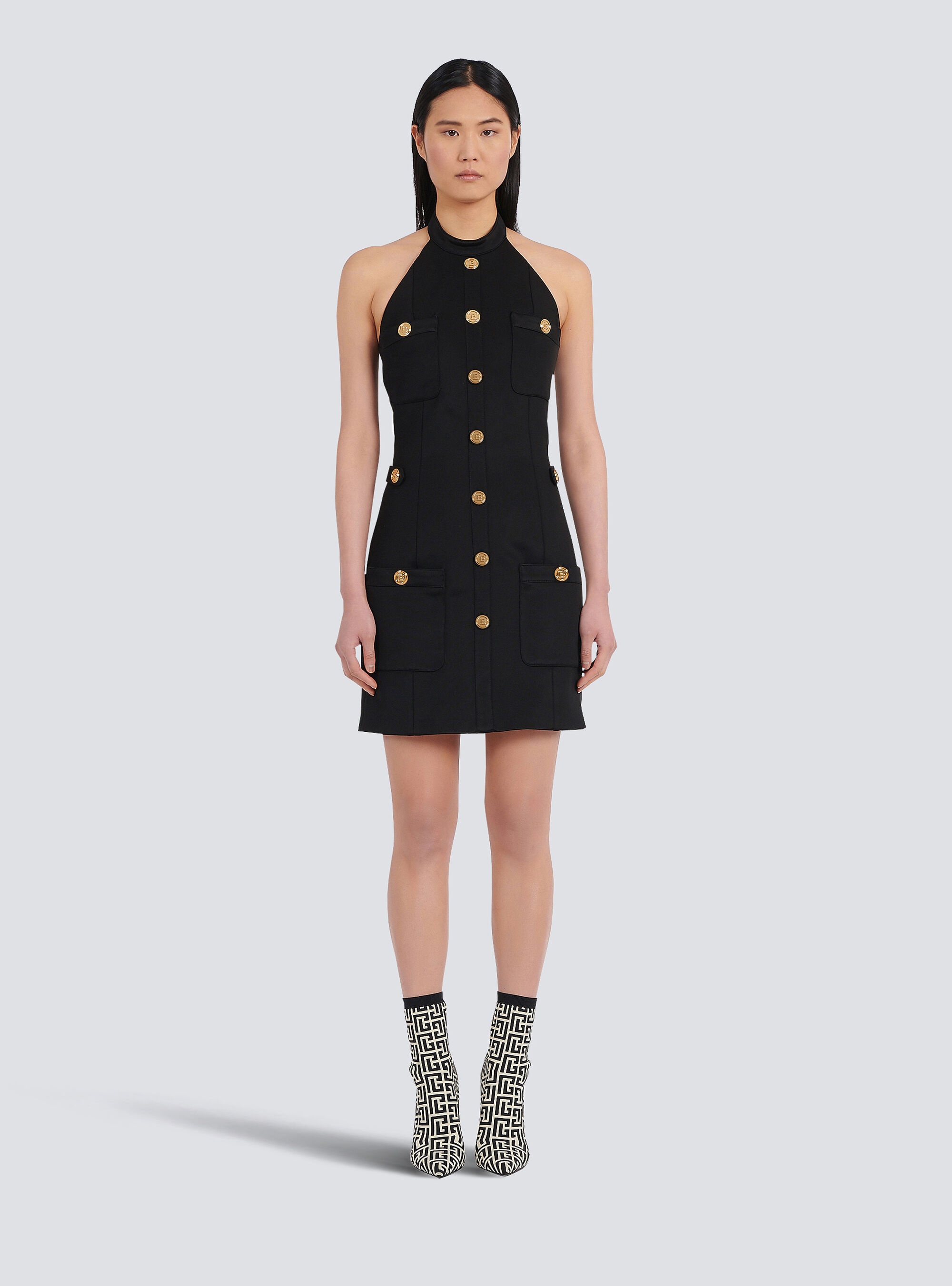 Open-back dress with gold-tone buttons - 3