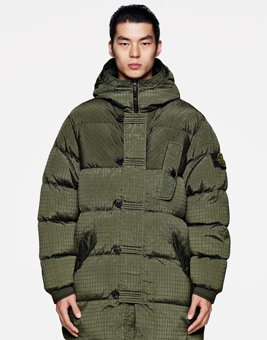 71432 MACRO RIPSTOP NYLON METAL IN ECONYL® REGENERATED NYLON DOWN-TC OLIVE GREEN - 7