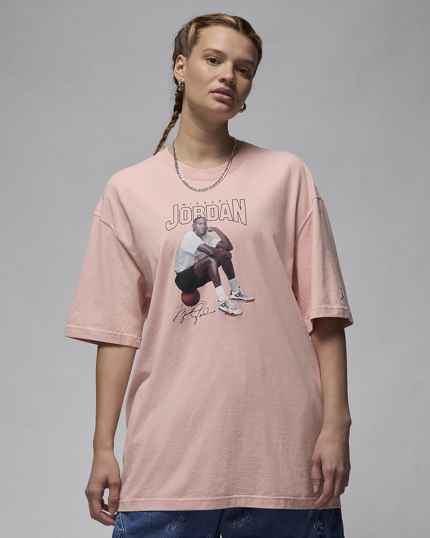 Jordan Women's Oversized Graphic T-Shirt - 1